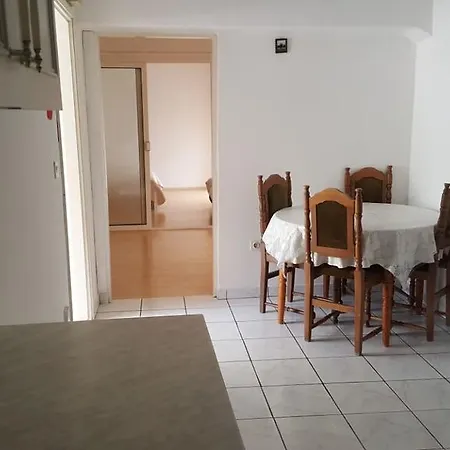 Apartament Janje